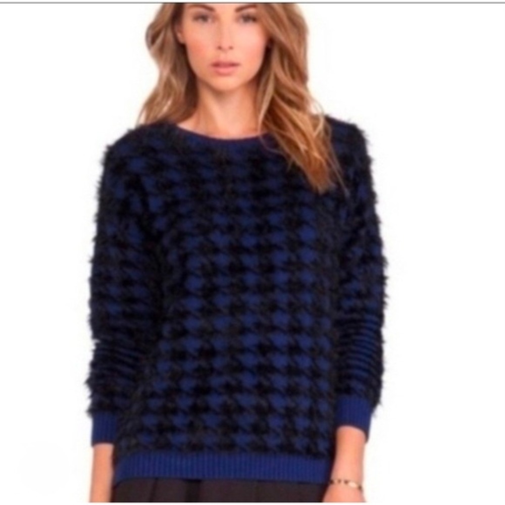 BCBG Generation Houndstooth Fuzzy Eyelash‎ Knit Sweater Blue Black Women's XS S